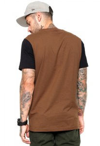 CAMISA-basica-marca-volcom-estampa-no-peito-cor-preto-marrom-estilo-skate-sucata-brazil-maua-moda-skatista-streetwear-383