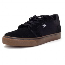 TÊNIS_marca_DC_linha_ANVIL_LA_BLACK_GUM_estilo_anos_90_cor_preto_marrom_CAMURÇA_sukata_brazil_maua_moda_skatista_streetwear_1