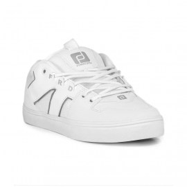 TÊNIS_marca_FREEDAY_original_linha_NOSTAL_cor_cinza_branco_avejado_loja_de_skate_sucata_brazil_maua_moda_skatista_streetwear_4